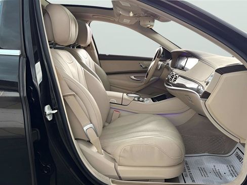 Used 2017 Mercedes-Benz S 550 Sedan image 14