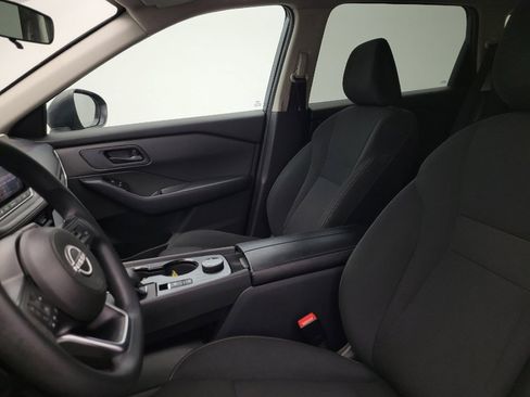 Used 2024 Nissan Rogue S AWD/4WD image 17