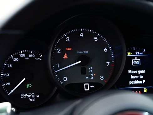 Used 2022 Porsche Macan S image 26