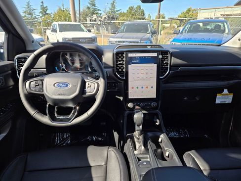 New 2025 Ford Ranger Lariat w/ FX4 Off-Road Package image 10