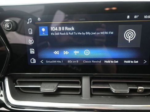 Used 2024 Chevrolet Trax ACTIV w/ Sunroof Package FWD image 25