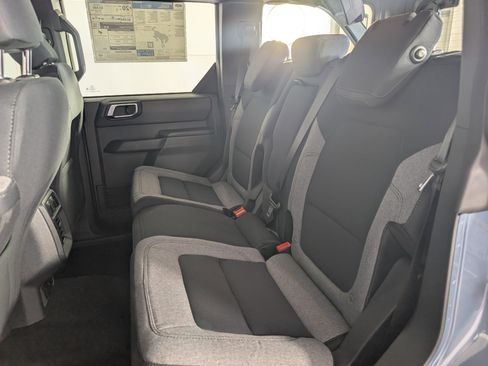 New 2025 Ford Bronco 4-Door image 12