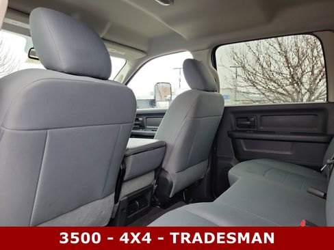 Used 2017 RAM 3500 Tradesman w/ Chrome Appearance Group image 15