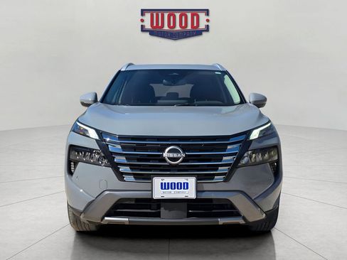 Used 2025 Nissan Rogue SL image 5