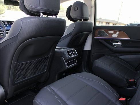 New 2026 Mercedes-Benz GLS 450 4MATIC image 36