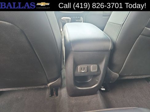 Certified 2021 Chevrolet Colorado ZR2 w/ ZR2 Midnight Special Edition AWD/4WD image 22