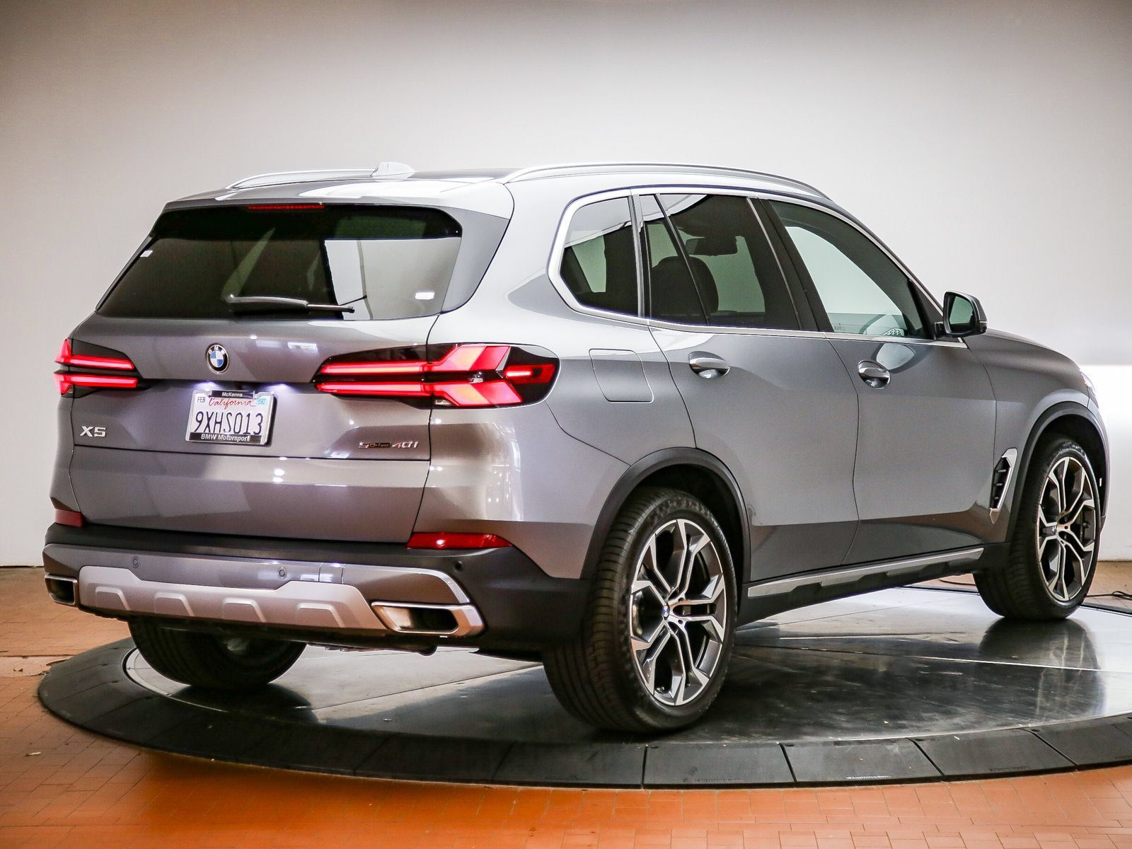 Used 2026 BMW X5 sDrive40i RWD image 5