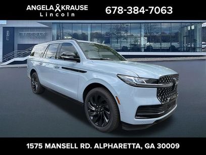 New 2025 Lincoln Navigator L Reserve w/ Jet Appearance Package