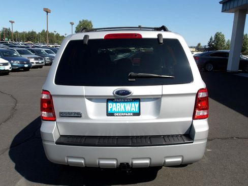 Used 2008 Ford Escape XLT image 4