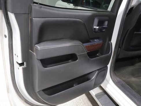 Used 2015 GMC Sierra 1500 SLE w/ SLE Value Package AWD/4WD image 19