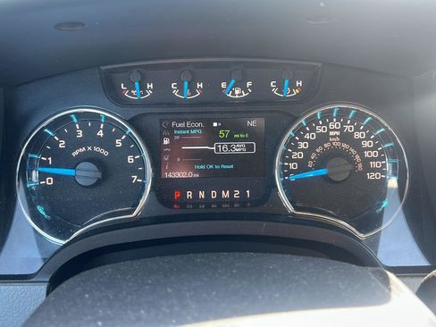 Used 2014 Ford F150 XLT w/ Equipment Group 302A Luxury AWD/4WD image 21