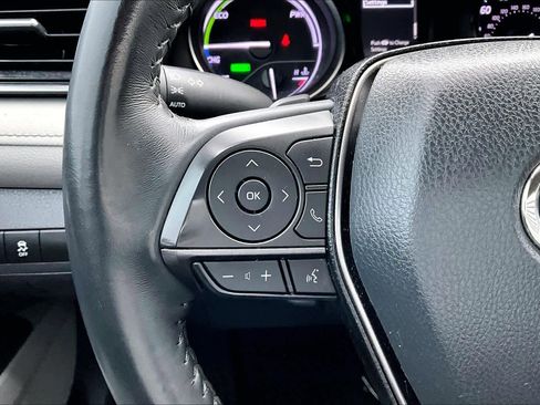 Certified 2022 Toyota Camry SE image 23