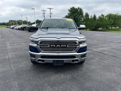 Used 2019 RAM 1500 Laramie AWD/4WD image 2