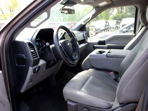 Used 2019 Ford F150 XLT image 17