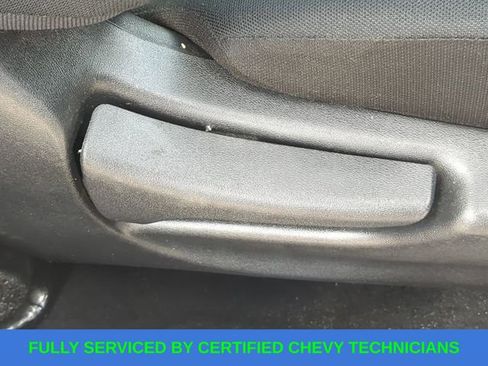 Used 2022 Nissan Kicks S image 44