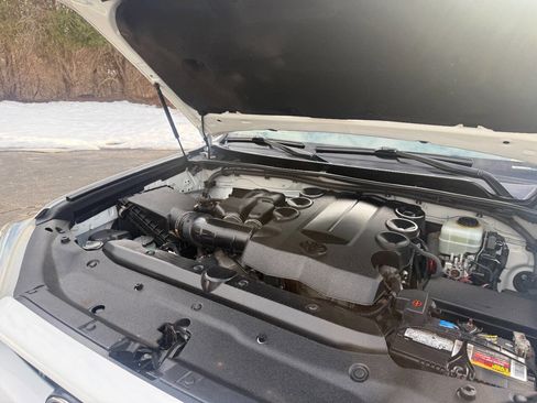 Used 2015 Toyota 4Runner SR5 Premium image 17