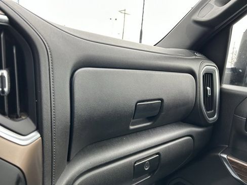 Used 2022 Chevrolet Silverado 3500 High Country w/ Technology Package image 38