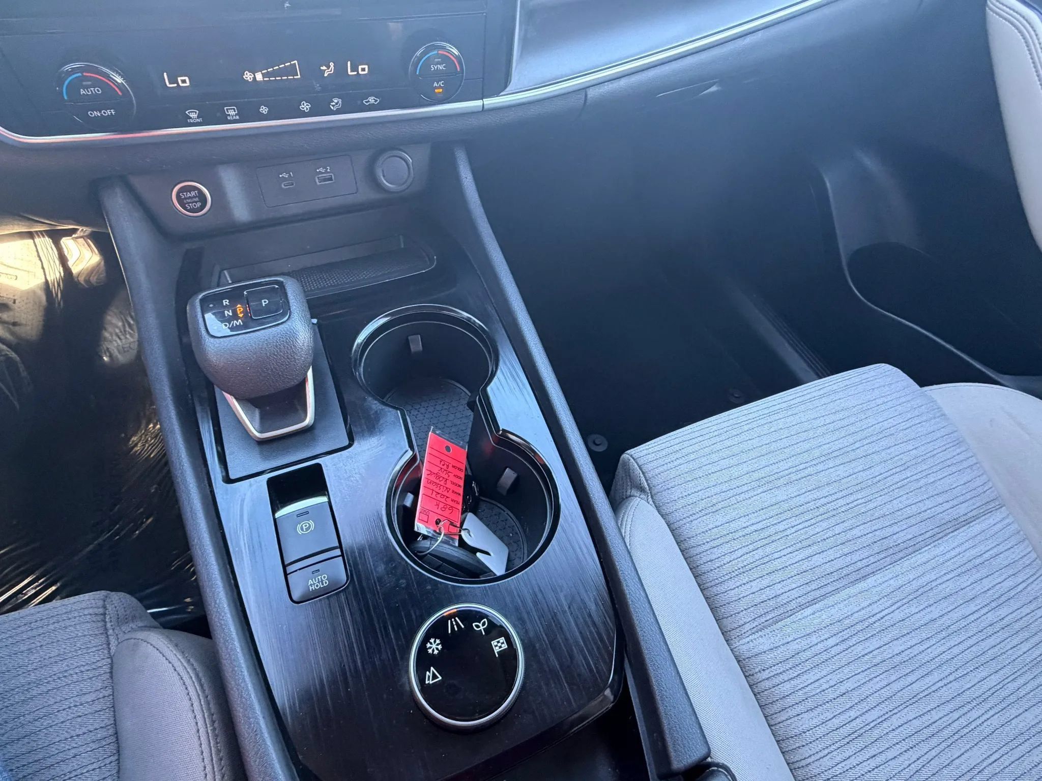 Used 2021 Nissan Rogue SV AWD/4WD image 13