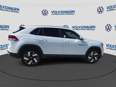 Used 2026 Volkswagen Atlas Cross Sport SE FWD image 9