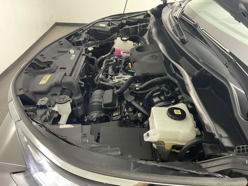 Used 2021 Toyota Sienna XLE FWD image 17