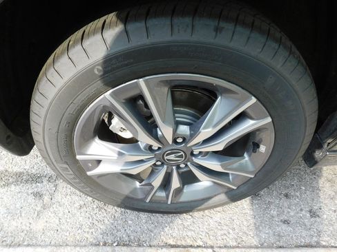 Used 2025 Acura ADX FWD image 8