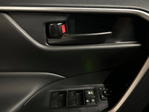 New 2025 Toyota RAV4 LE image 10