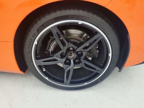 Used 2022 Chevrolet Corvette Stingray Preferred Conv w/ Z51 Performance Package RWD image 24