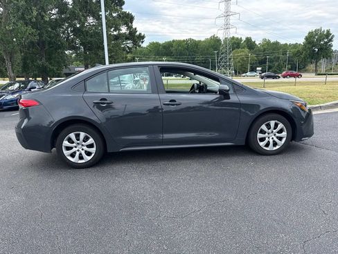 Used 2024 Toyota Corolla LE FWD image 6