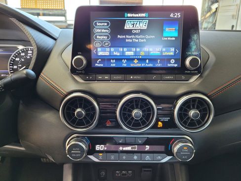 New 2025 Nissan Sentra SR image 10