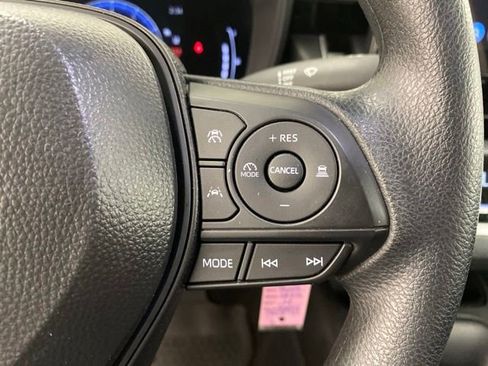 Used 2026 Toyota Corolla LE FWD image 17