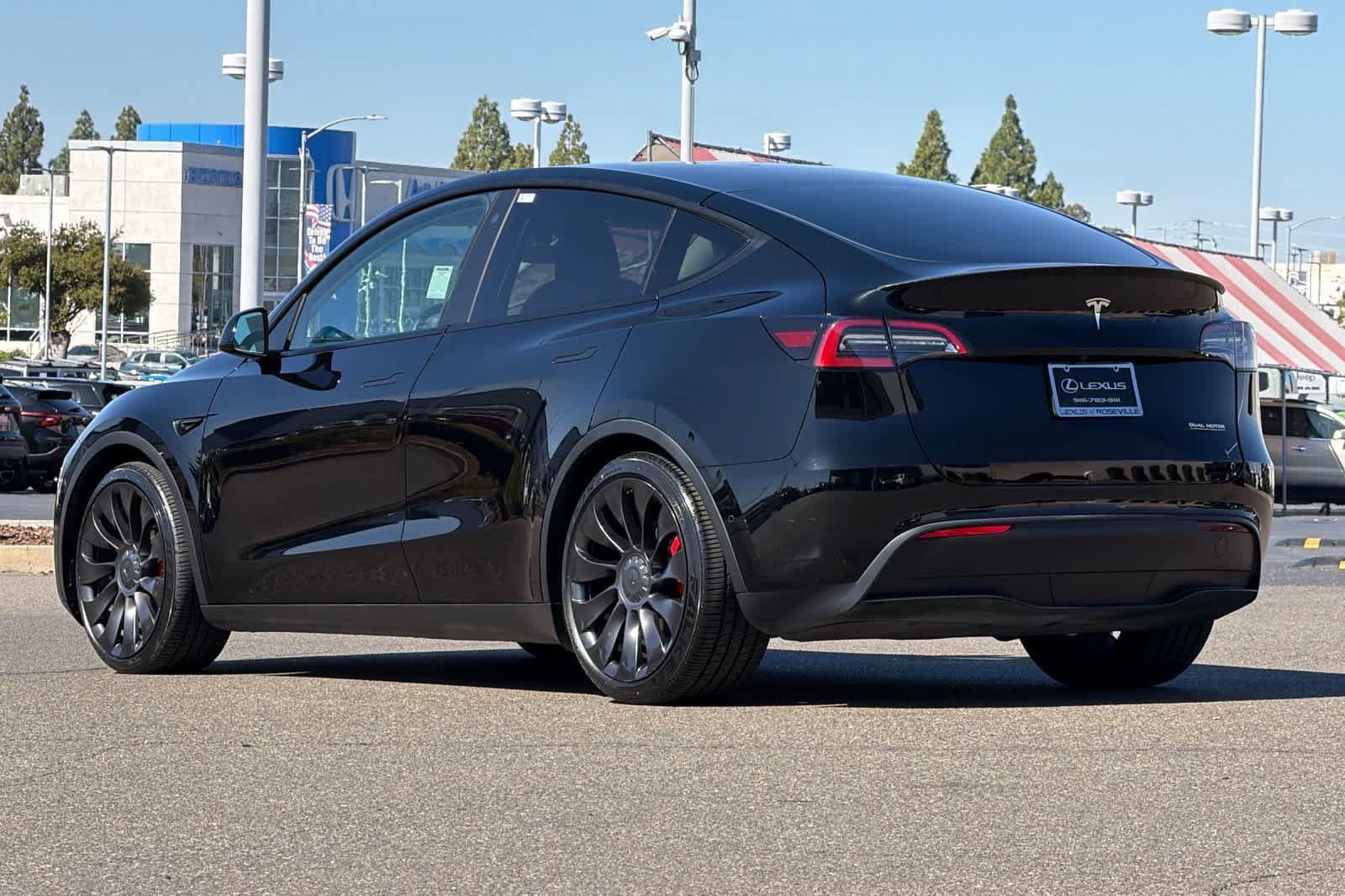 Used 2022 Tesla Model Y Performance AWD/4WD image 7