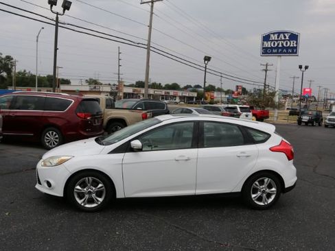 Used 2014 Ford Focus SE image 5