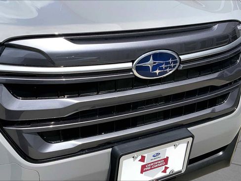 Certified 2025 Subaru Forester Limited AWD/4WD image 32