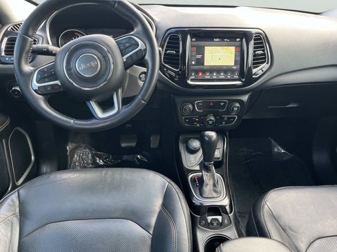 Used 2018 Jeep Compass Limited w/ Navigation Group AWD/4WD image 11