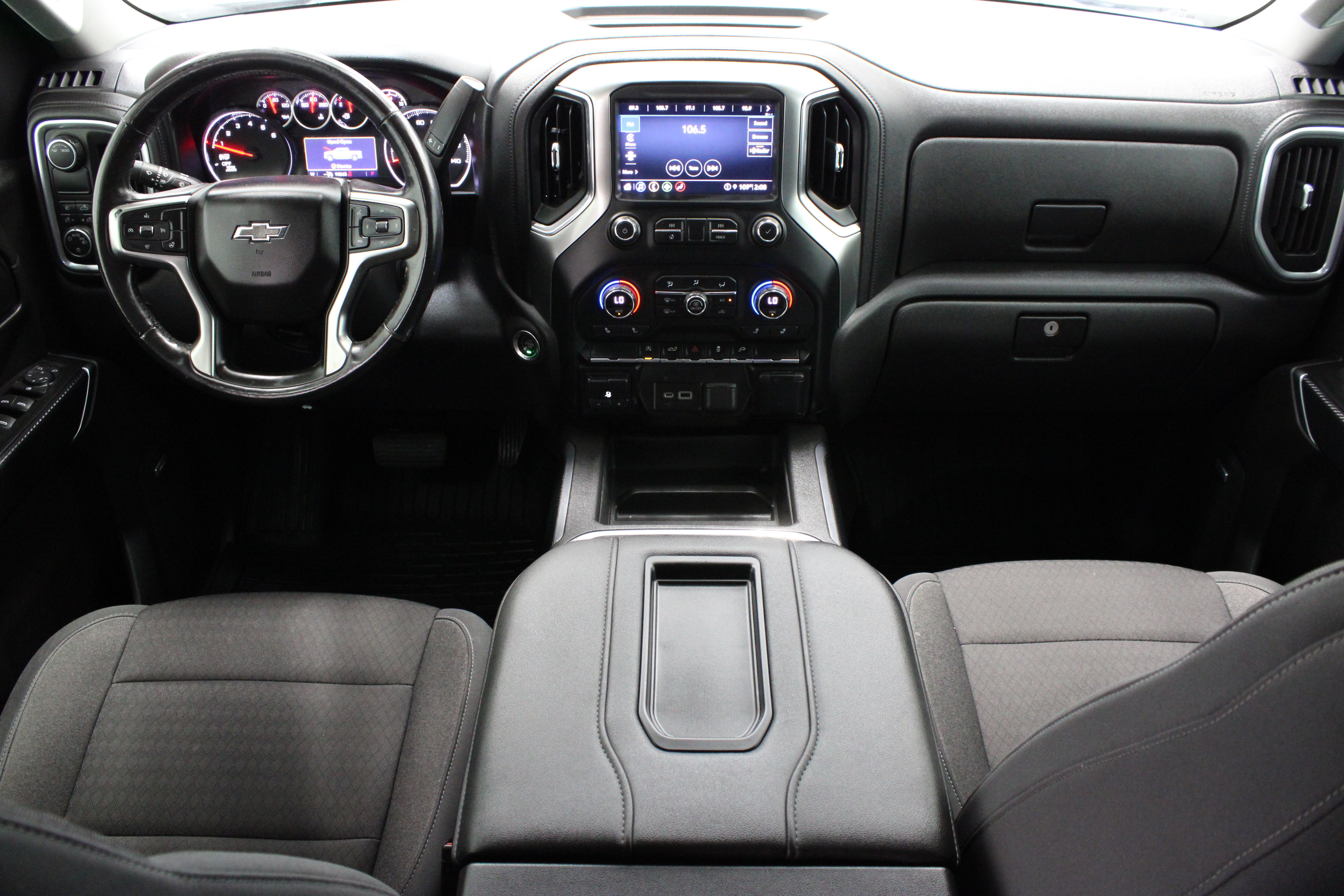 Used 2021 Chevrolet Silverado 1500 RST w/ Convenience Package II RWD image 31