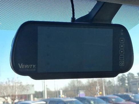 Used 2023 Ford F650 2WD Regular Cab Super Duty image 16