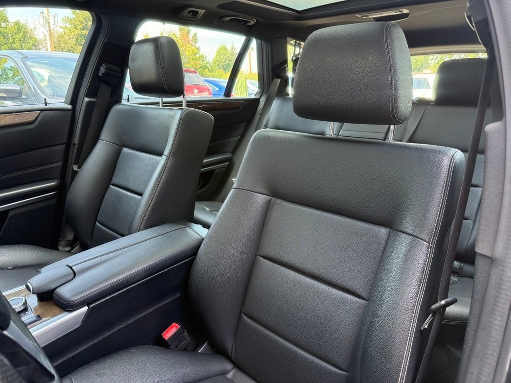 Used 2016 Mercedes-Benz E 350 4MATIC Wagon image 11