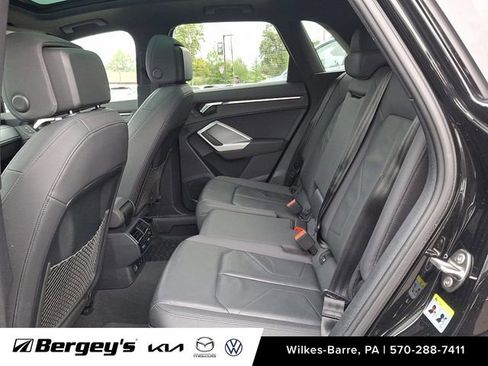 Used 2021 Audi Q3 2.0T Premium Plus w/ Premium Plus Package image 10