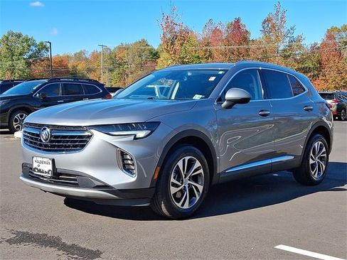 Used 2023 Buick Envision Essence image 3