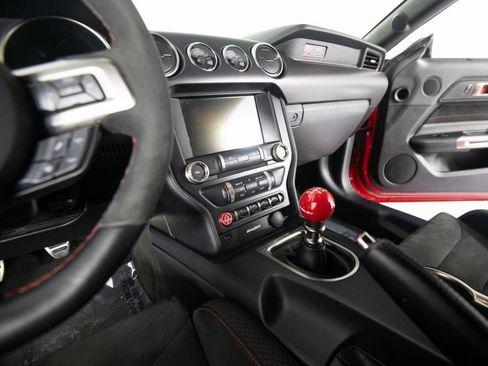Used 2017 Ford Mustang Shelby GT350R RWD image 28