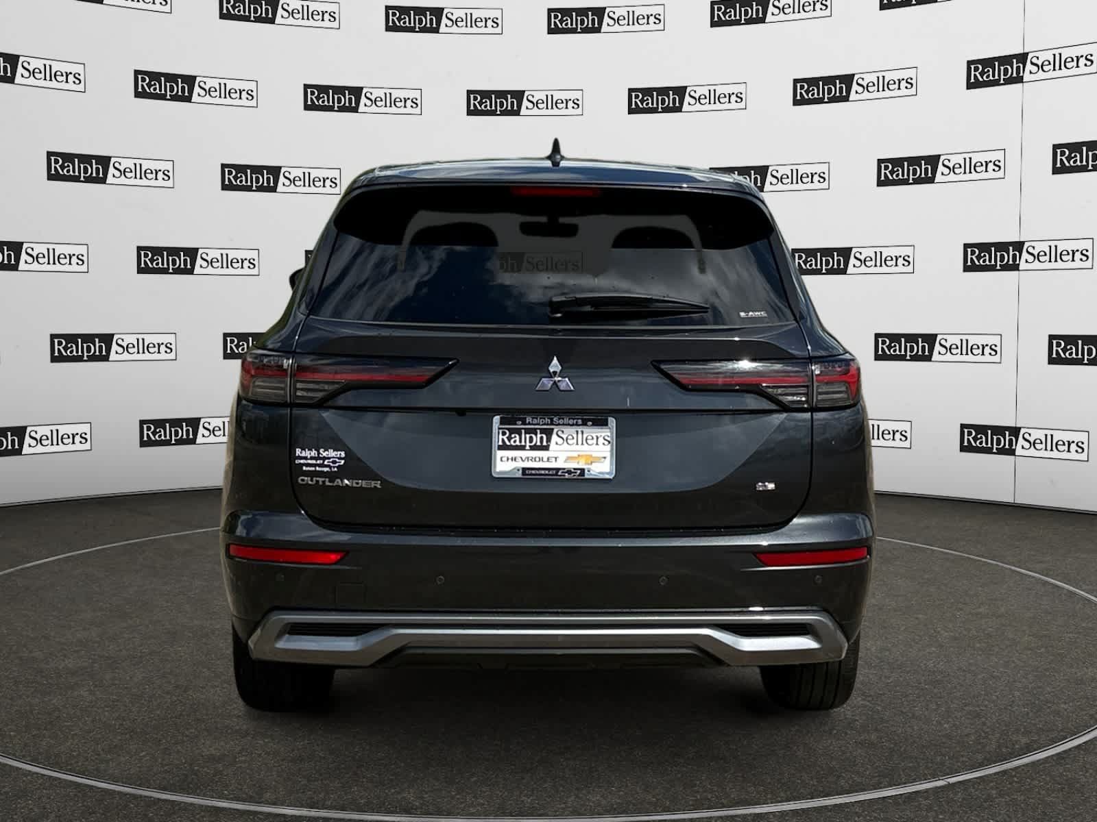 Used 2025 Mitsubishi Outlander SE AWD/4WD image 5
