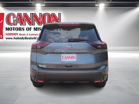 New 2026 Nissan Rogue S image 4