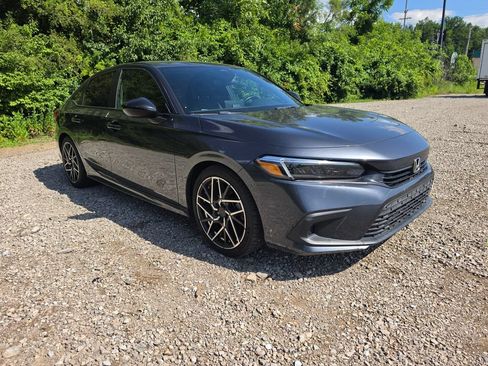 Used 2024 Honda Civic Sport image 3