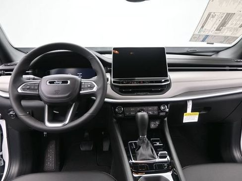 New 2026 Jeep Compass Limited AWD/4WD image 25