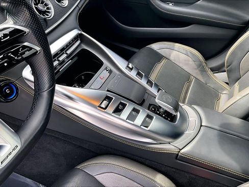Used 2022 Mercedes-Benz AMG GT 43 image 17