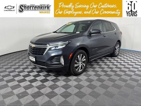 Used 2023 Chevrolet Equinox LT AWD/4WD image 1