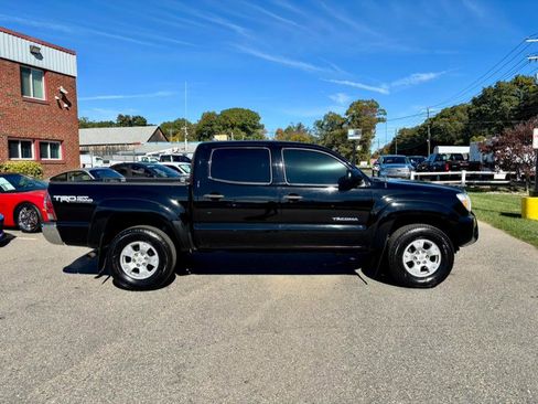 Used 2012 Toyota Tacoma 4x4 Double Cab image 4