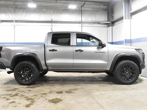 Used 2023 Chevrolet Colorado Trail Boss w/ LPO, Dark Essentials Package image 27
