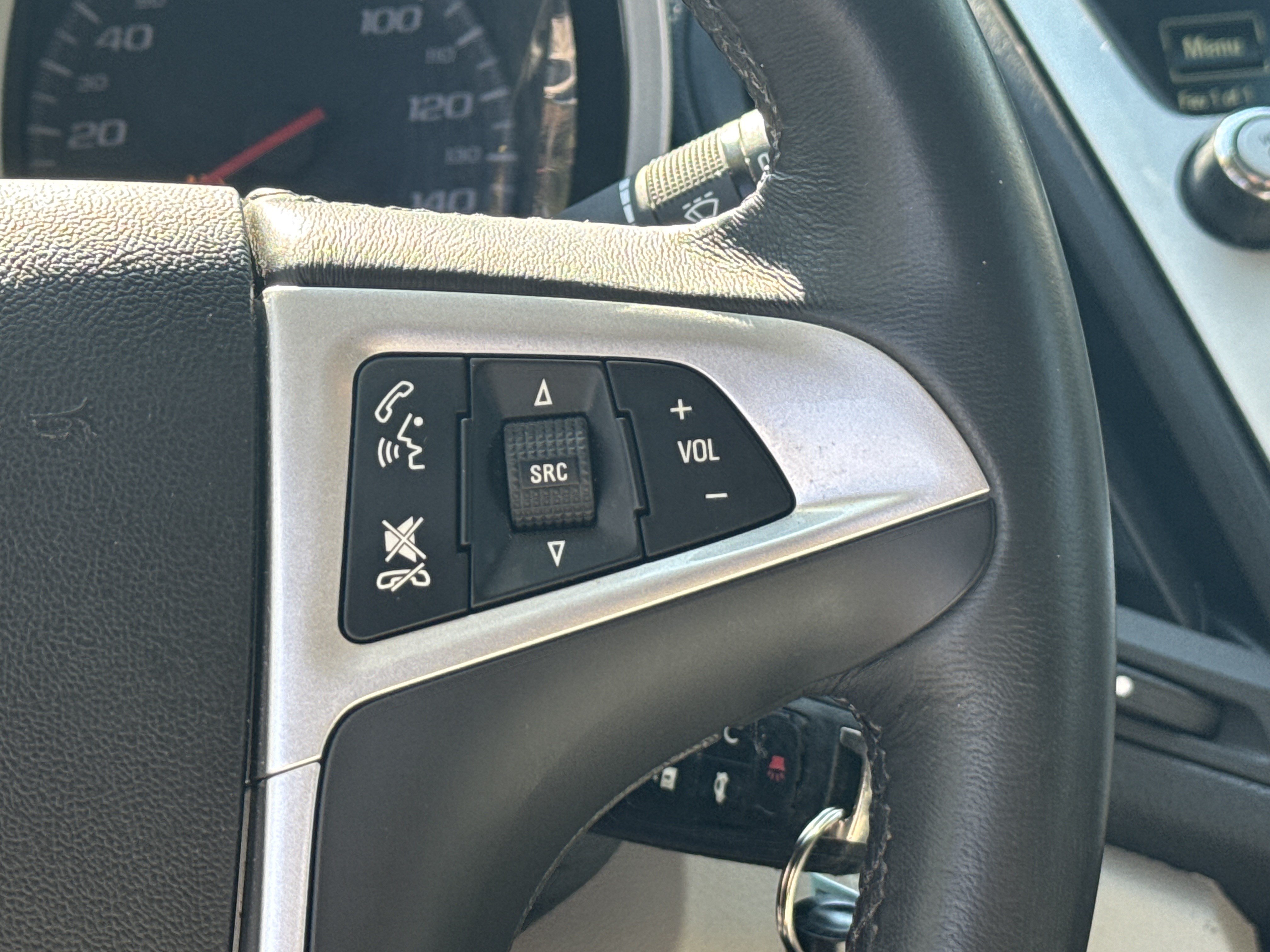 Used 2017 Chevrolet Equinox Premier w/ Enhanced Convenience Package FWD image 24