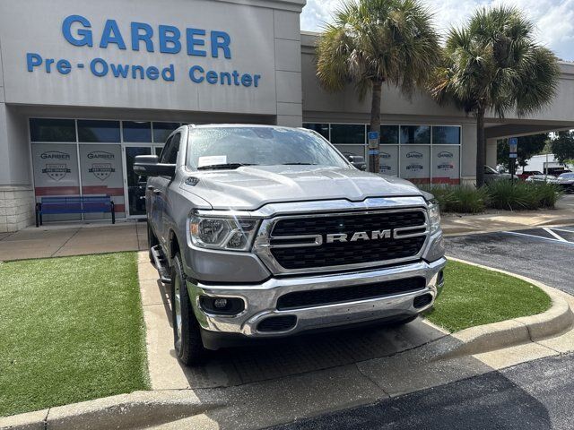 Used 2023 RAM 1500 Big Horn AWD/4WD image 3
